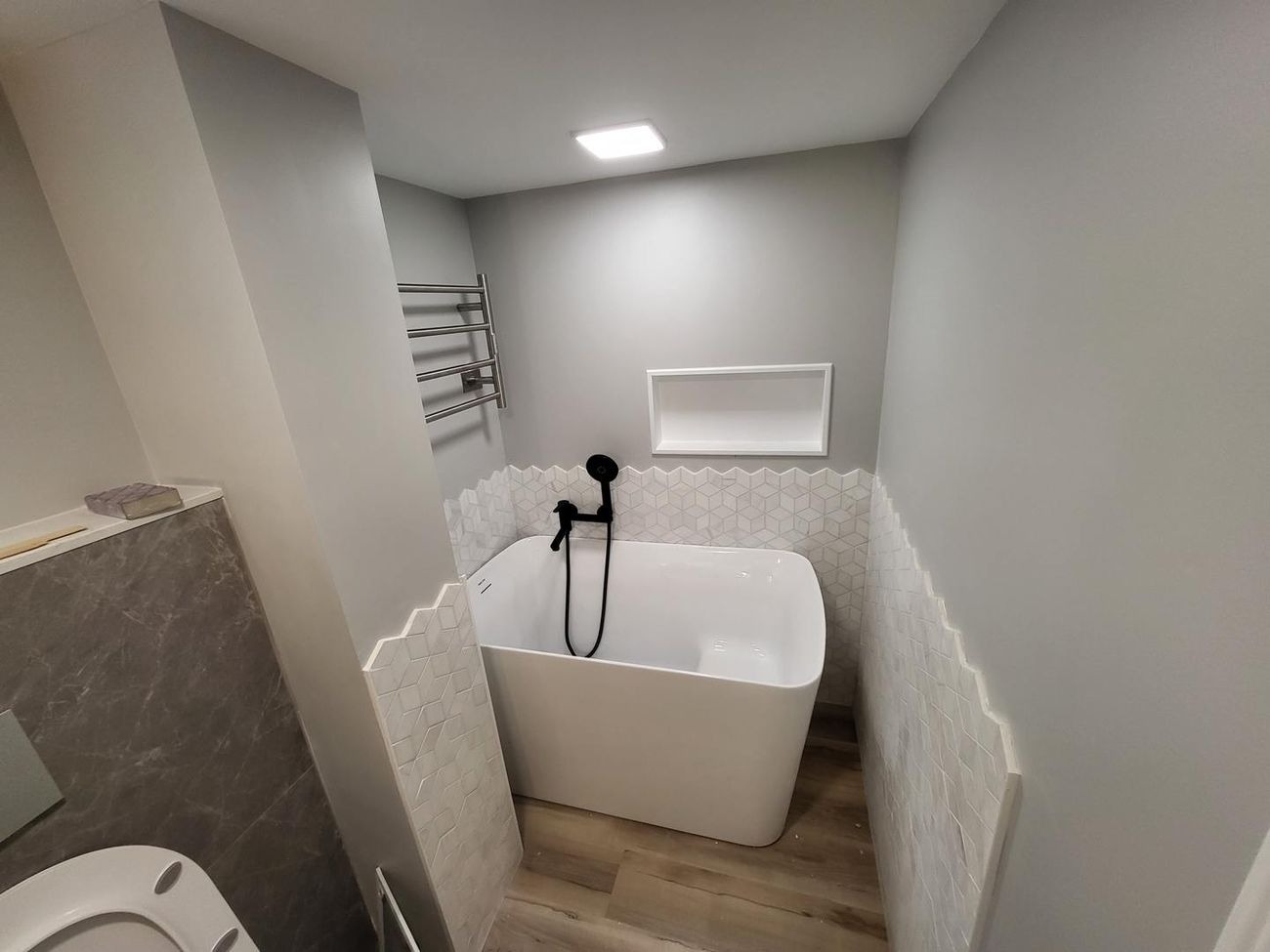 Freestanding Tub